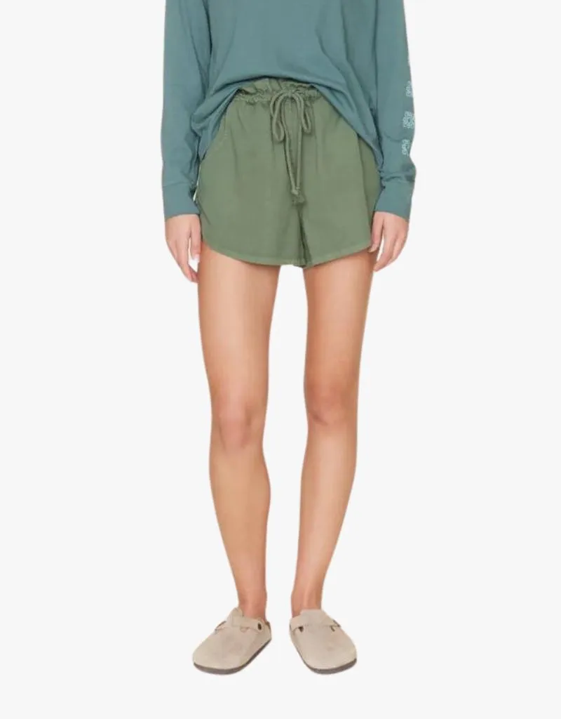 Xirena Wesley Shorts in Hazel